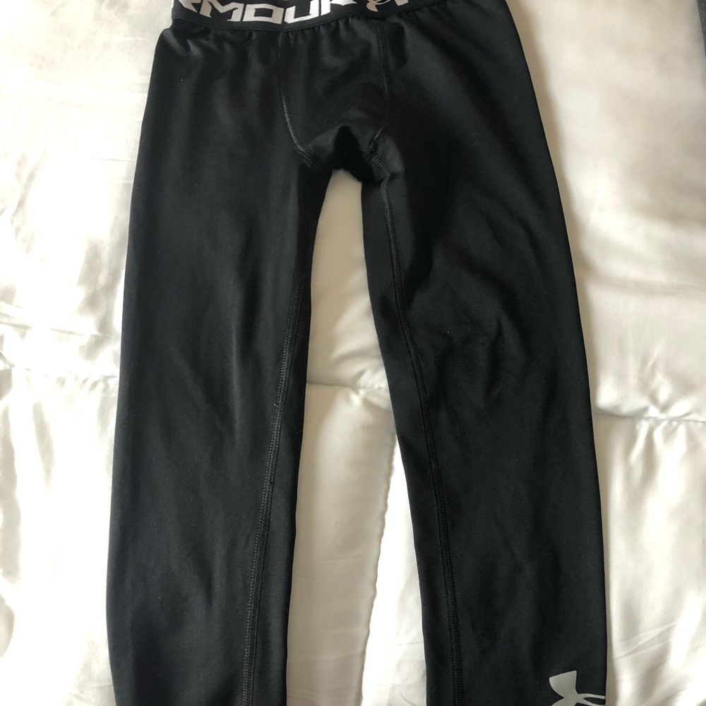 Boys Under Armour black tights